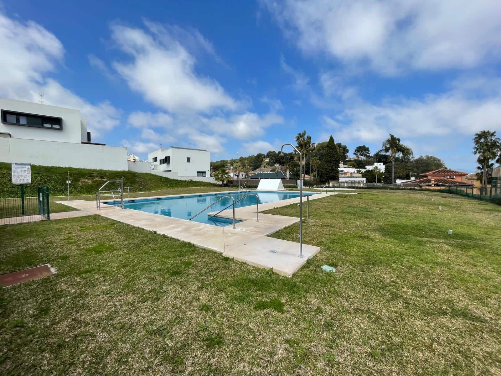 3 bedroom Terraced Villa for sale in Torremolinos with pool - € 490,000 (Ref: 9726586)