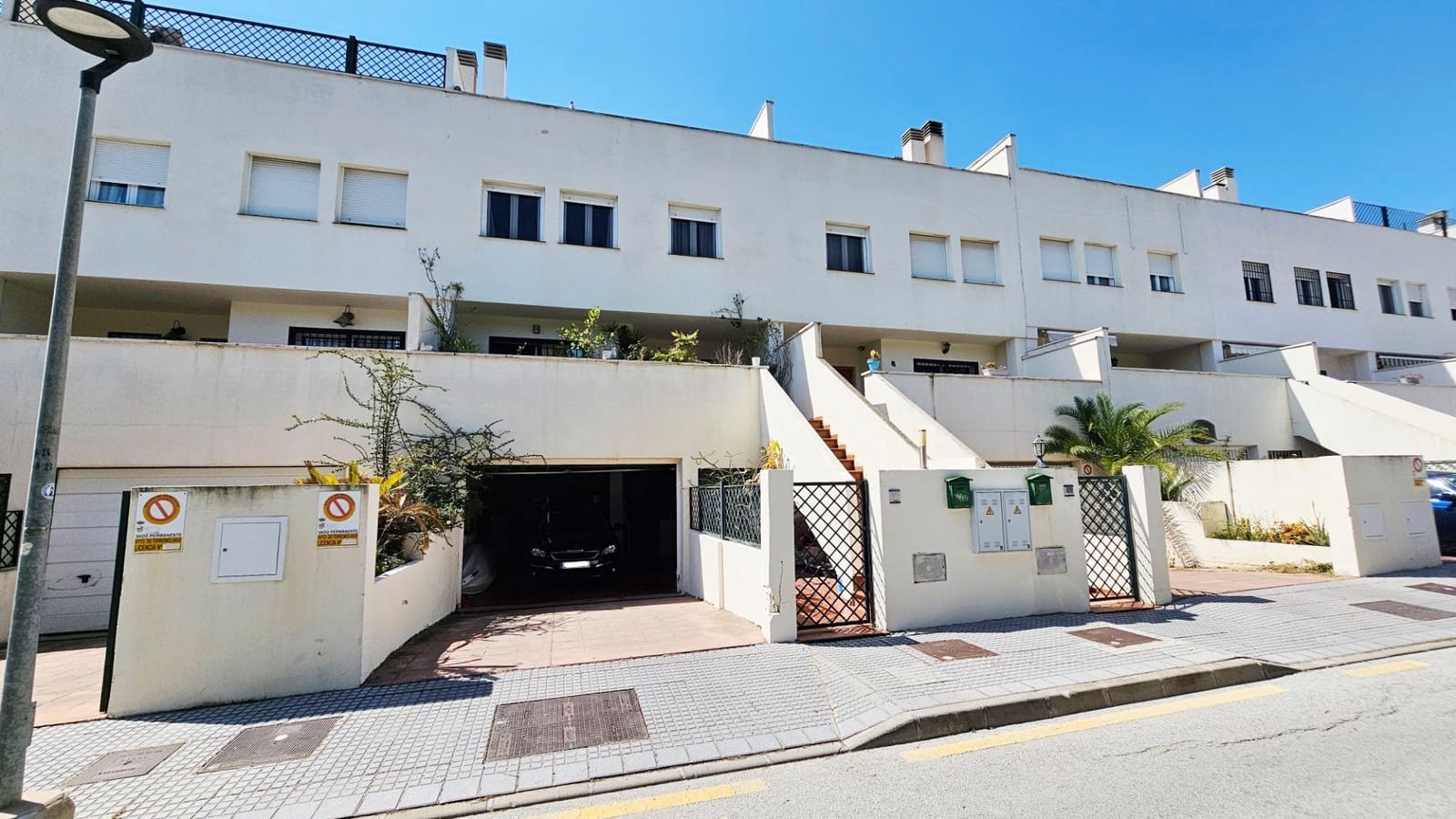 3 bedroom Terraced Villa for sale in Torremolinos with pool - € 490,000 (Ref: 9726586)