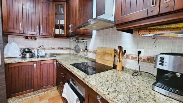 4 slaapkamer Rijtjeshuis te koop in Benalmádena pueblo, Benalmádena - € 455.000 (Ref: 9729309)