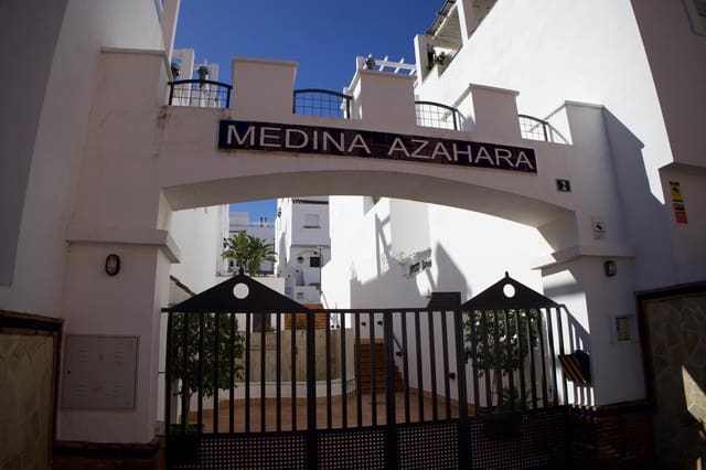 4 sypialnia Dom szeregowy na sprzedaż w Fuengirola z basenem - 554 900 € (Ref: 9772989)