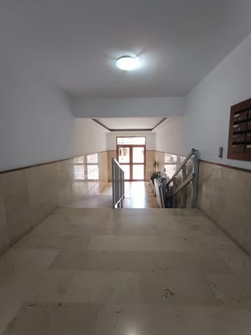 4 bedroom Flat for sale in Fuengirola - € 295,000 (Ref: 9896269)
