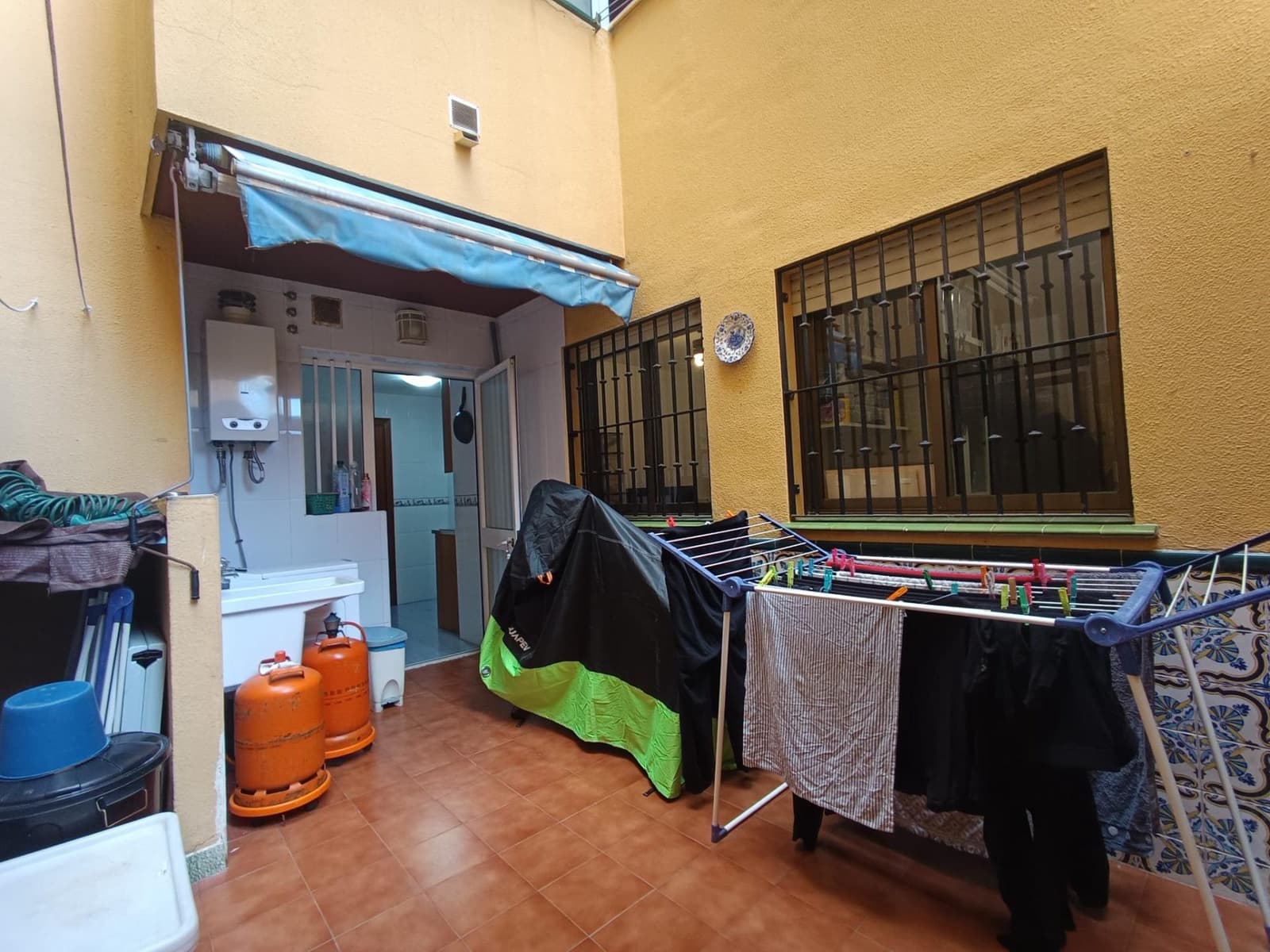 4 sovrum Lägenhet till salu i Fuengirola - 295 000 € (Ref: 9896269)