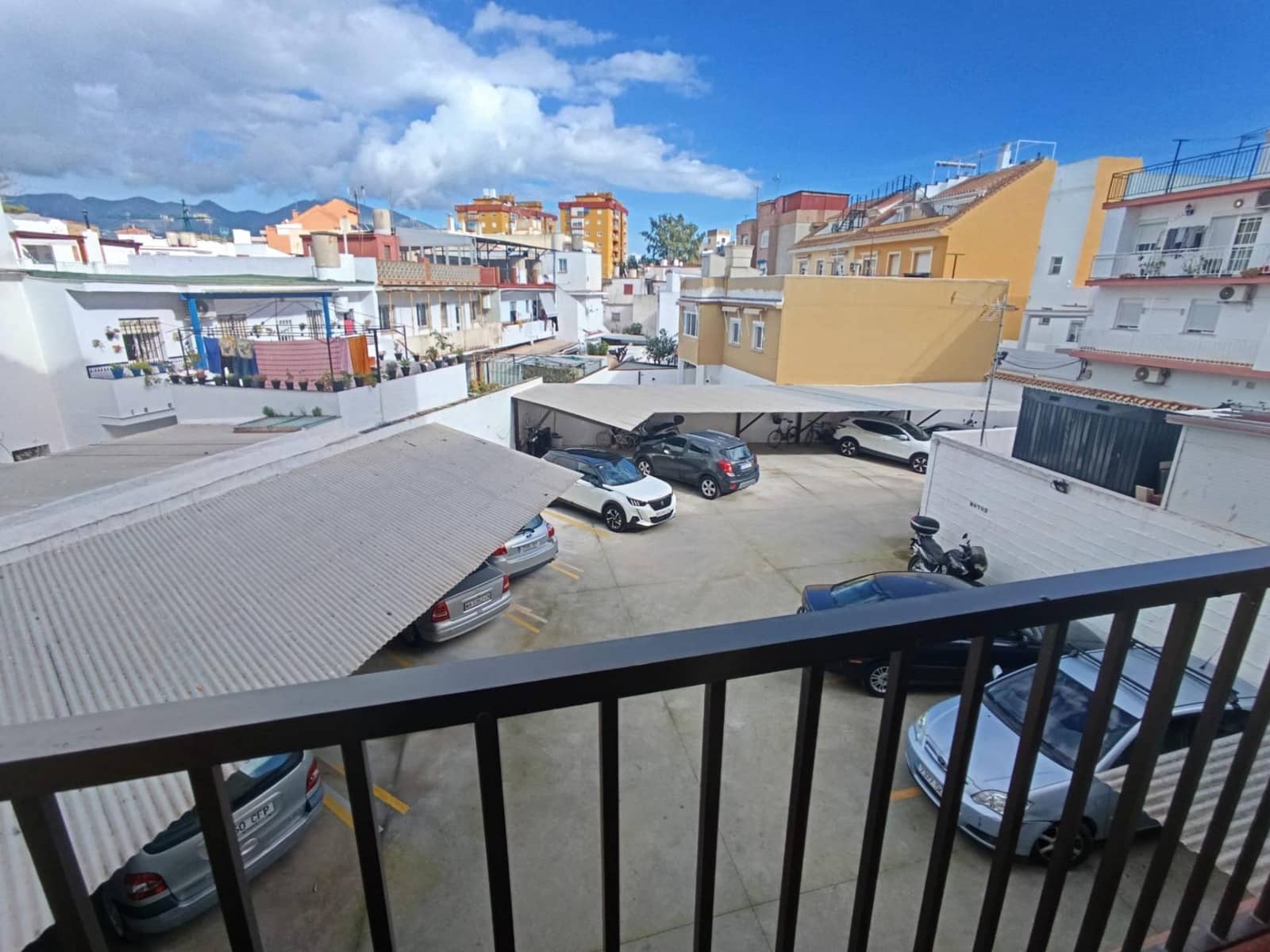 4 sovrum Lägenhet till salu i Fuengirola - 295 000 € (Ref: 9896269)