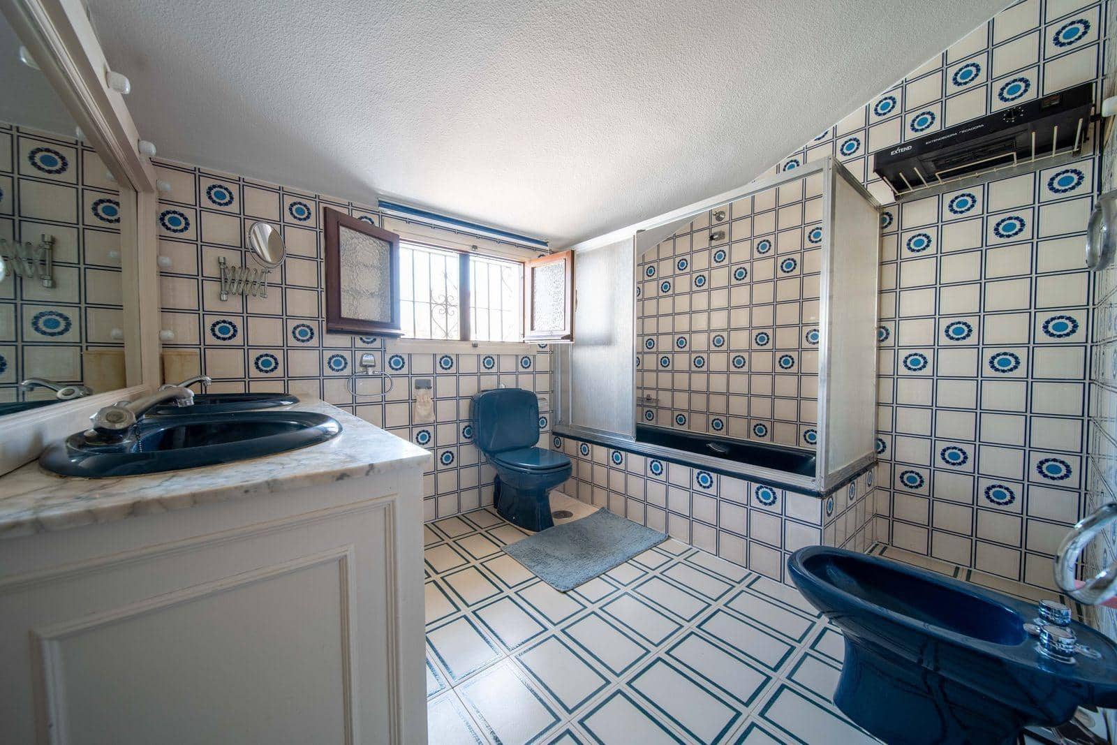 3 slaapkamer Villa te koop in Fuengirola met zwembad garage - € 985.000 (Ref: 9924583)