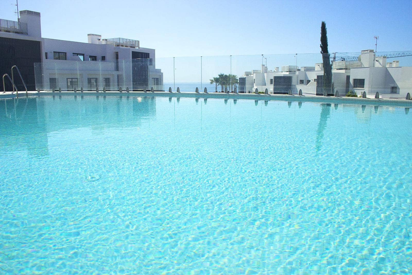 2 sypialnia Apartament na sprzedaż w Fuengirola z basenem garażem - 529 000 € (Ref: 9924586)
