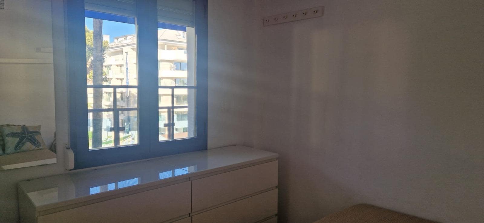 1 sovrum Lägenhet till salu i Benalmadena med pool - 249 900 € (Ref: 9942449)
