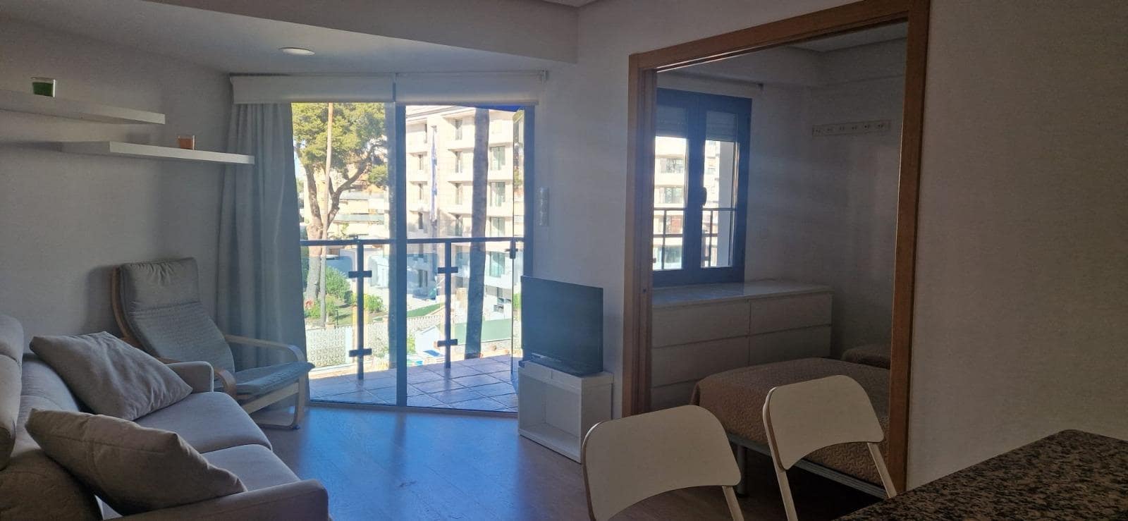 1 sovrum Lägenhet till salu i Benalmadena med pool - 249 900 € (Ref: 9942449)