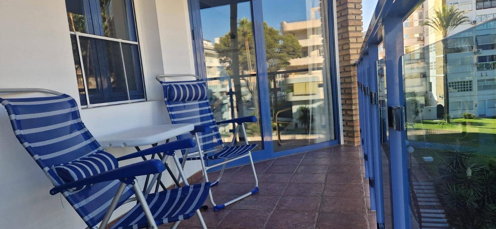 1 sovrum Lägenhet till salu i Benalmadena med pool - 249 900 € (Ref: 9942449)