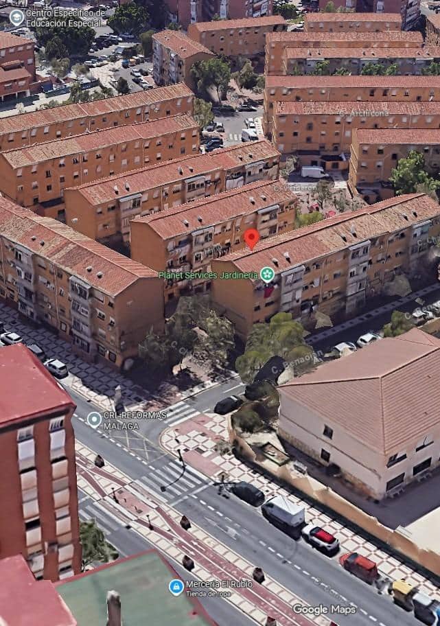 2 soveværelse Lejlighed til salg i Malaga by - € 100.000 (Ref: 9973269)