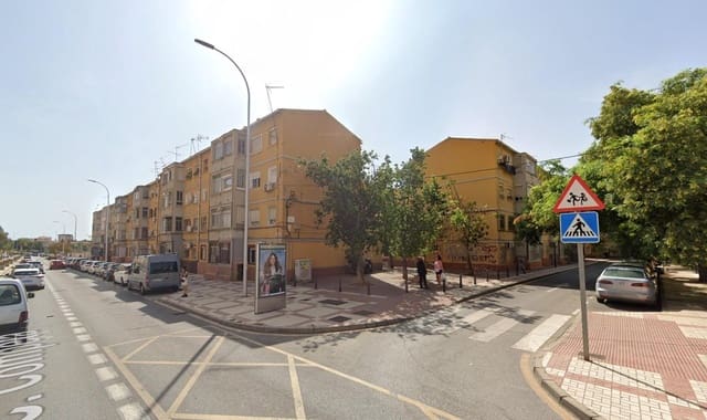 2 bedroom Apartment for sale in Portada Alta, Málaga city - € 100,000 (Ref: 9973269)
