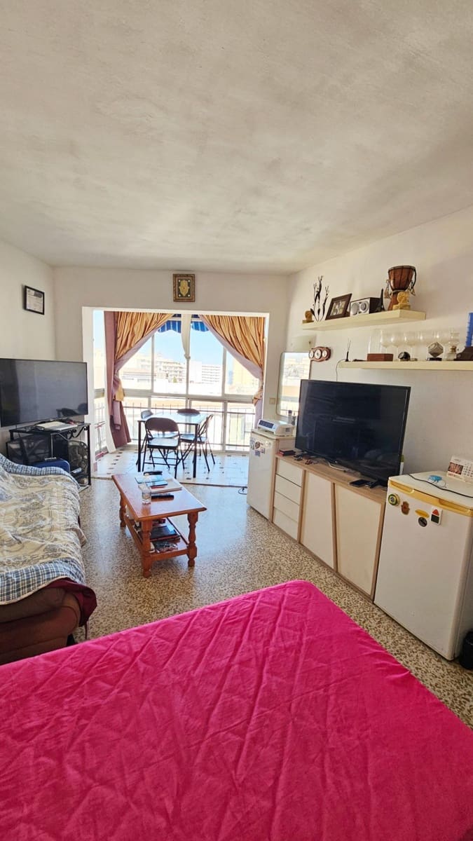 Studio à vendre à Fuengirola avec piscine - 203 000 € (Ref: 9999590)