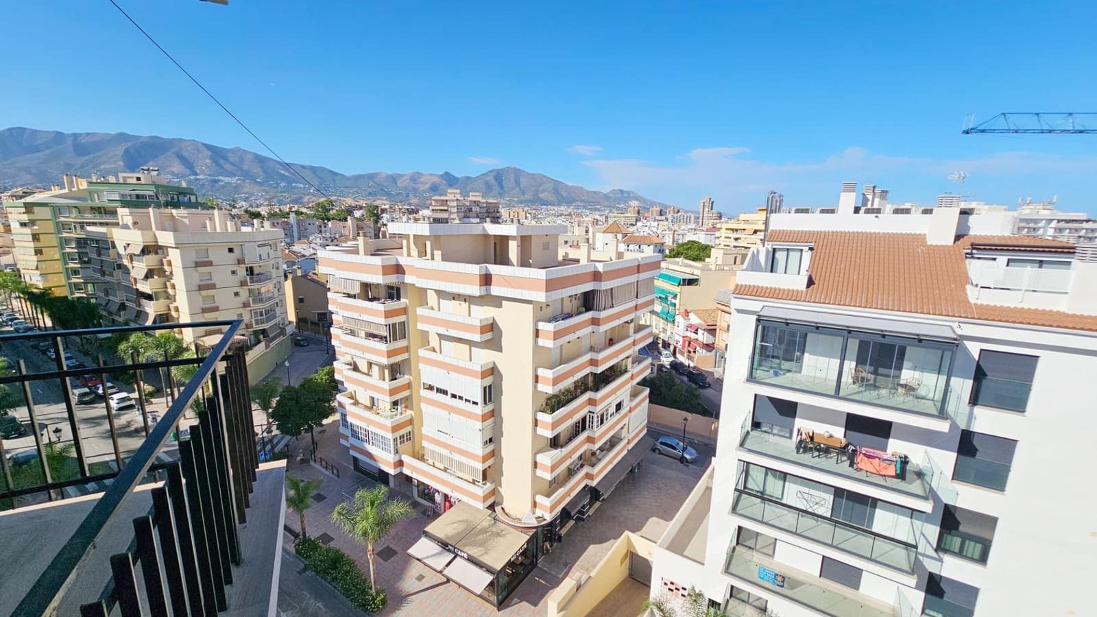 Studio à vendre à Fuengirola avec piscine - 203 000 € (Ref: 9999590)