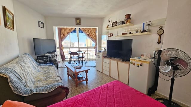 Studio for sale in Fuengirola with pool - € 203,000 (Ref: 9999590)