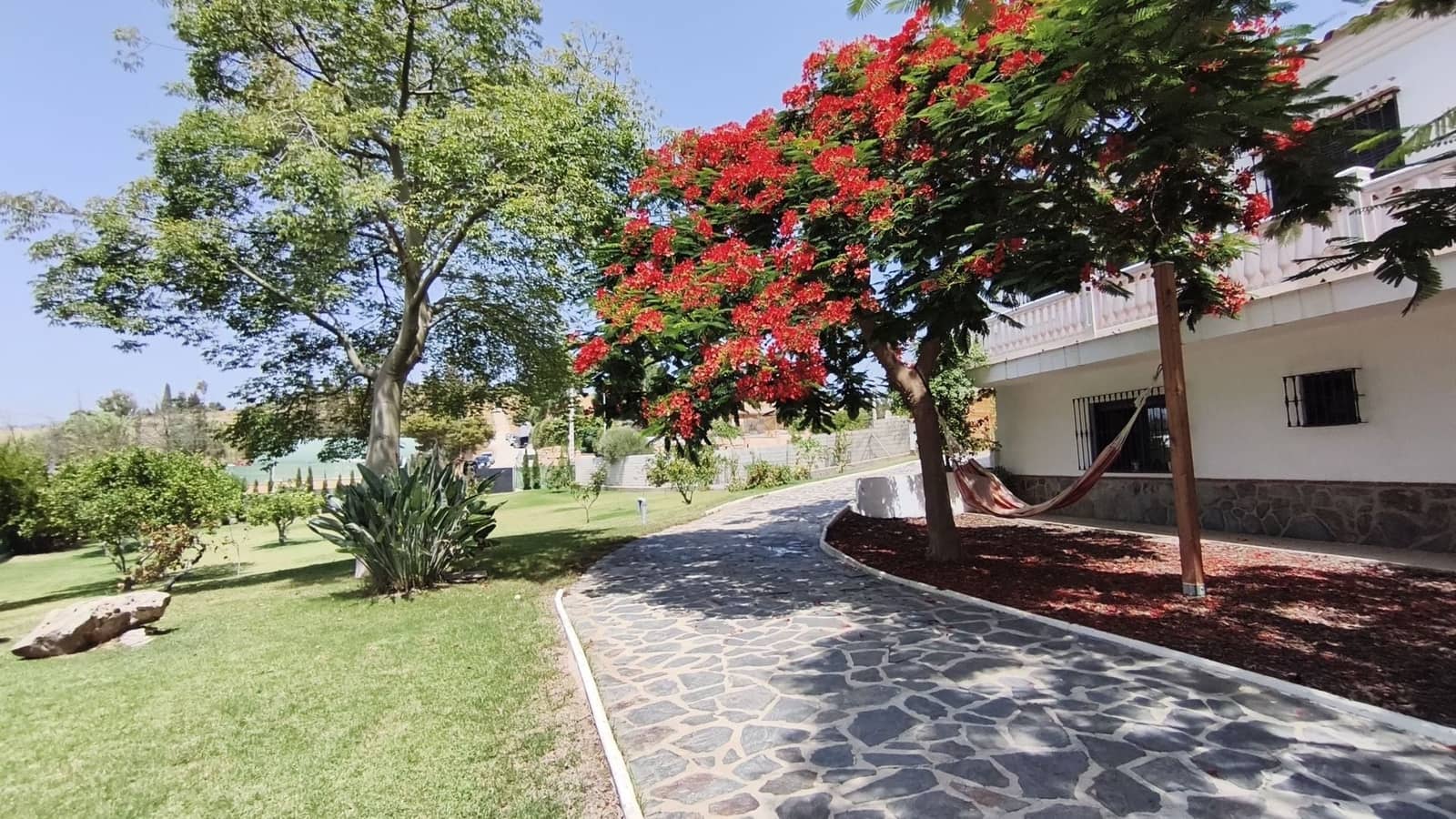 4 bedroom Finca/Country House for sale in Alhaurin de la Torre with pool garage - € 749,000 (Ref: 10009816)