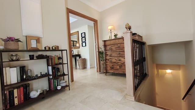 4 sypialnia Finka/Dom wiejski na sprzedaż w Alhaurín de la Torre z basenem garażem - 749 000 € (Ref: 10009816)