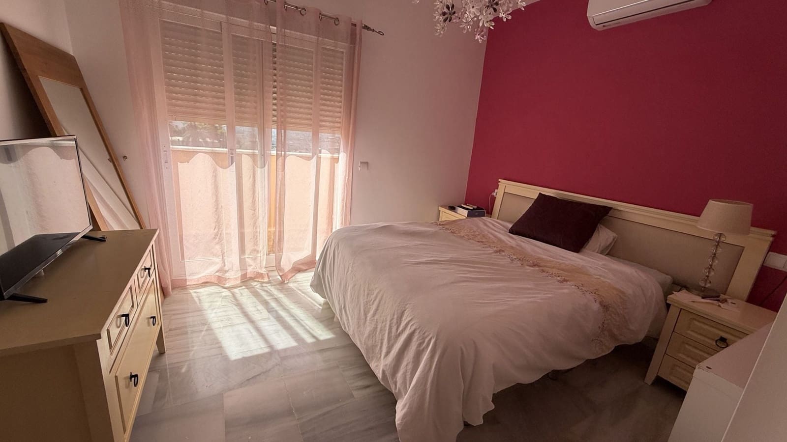 4 sovrum Villa till salu i Coin med pool garage - 589 000 € (Ref: 10016754)