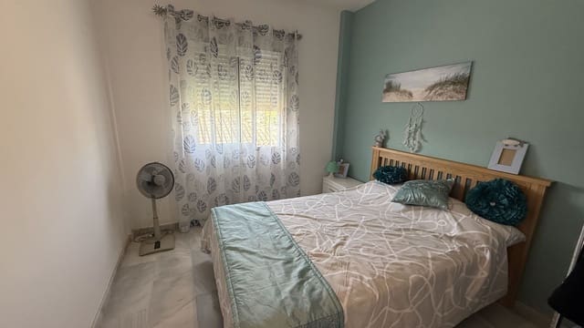 4 bedroom Villa for sale in Coín with pool garage - € 589,000 (Ref: 10016754)