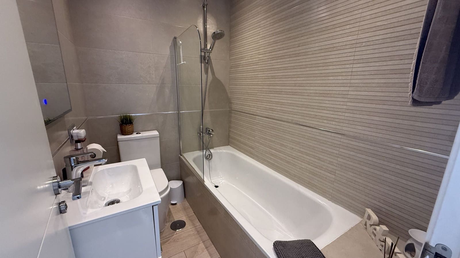 3 makuuhuone Omakotitalo myytävänä paikassa Alhaurin el Grande - 275 000 € (Ref: 10085006)