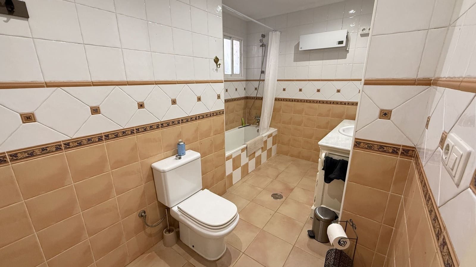 7 sypialnia Dom na sprzedaż w Alhaurin el Grande - 399 000 € (Ref: 10101466)