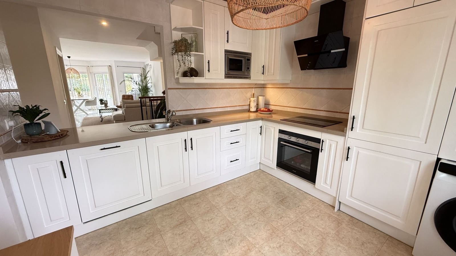 2 bedroom Townhouse for sale in Alhaurin de la Torre with pool garage - € 460,000 (Ref: 10130590)