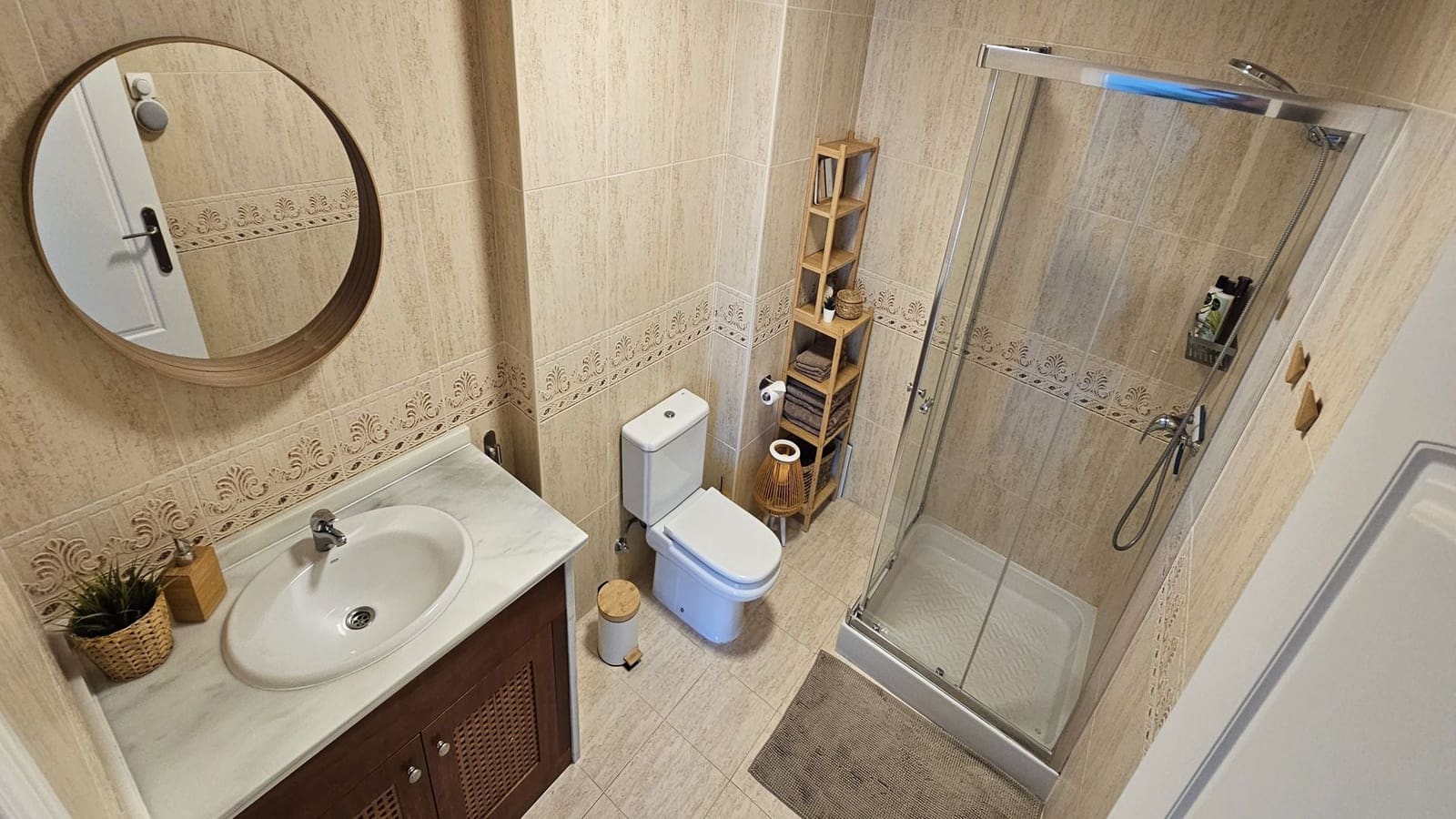 2 bedroom Townhouse for sale in Alhaurin de la Torre with pool garage - € 460,000 (Ref: 10130590)