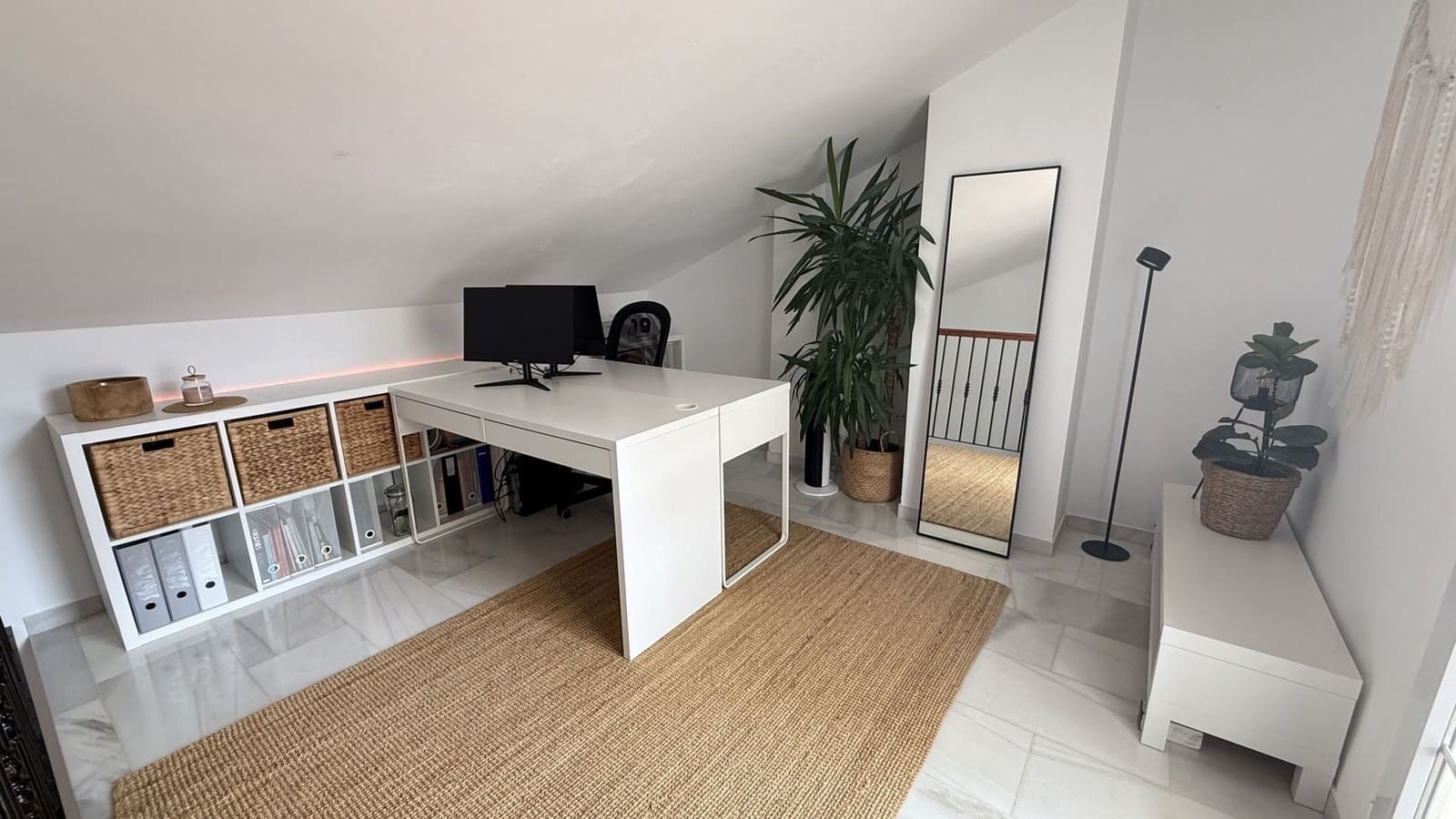 2 bedroom Townhouse for sale in Alhaurin de la Torre with pool garage - € 460,000 (Ref: 10130590)