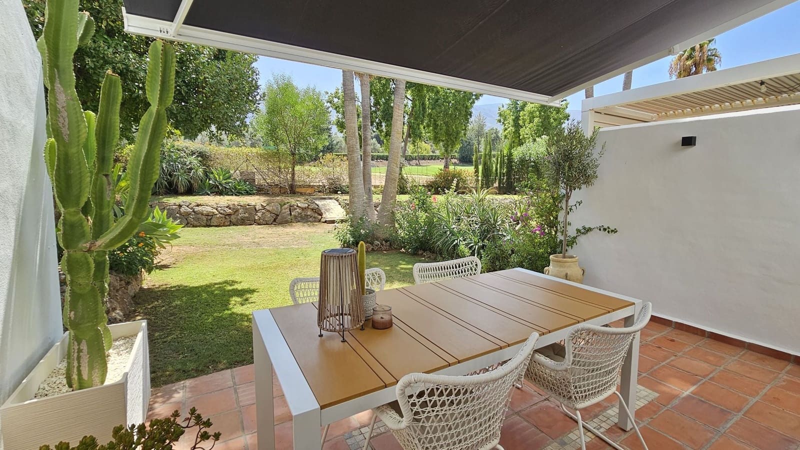 2 bedroom Townhouse for sale in Alhaurin de la Torre with pool garage - € 460,000 (Ref: 10130590)