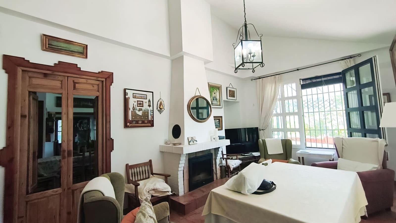 Finca/Landehus til salg i Malaga by med swimmingpool garage - € 1.100.000 (Ref: 10165656)