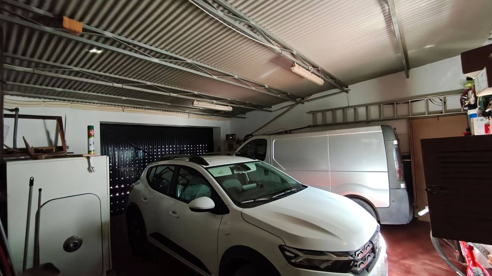 Finca/Landehus til salg i Malaga by med swimmingpool garage - € 1.100.000 (Ref: 10165656)