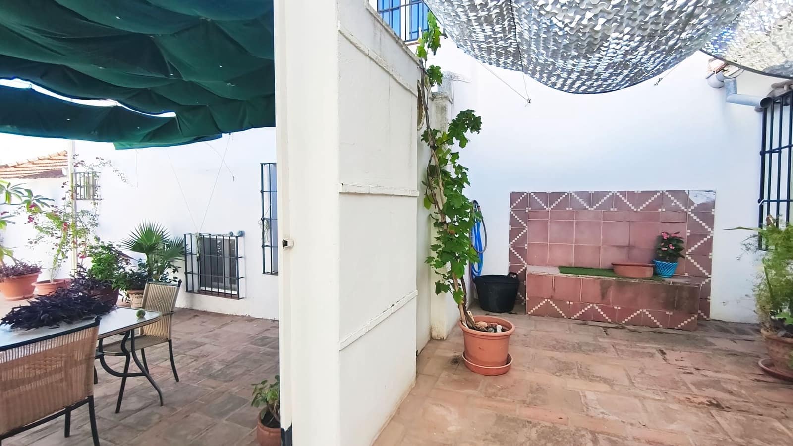 Finca/Landehus til salg i Malaga by med swimmingpool garage - € 1.100.000 (Ref: 10165656)