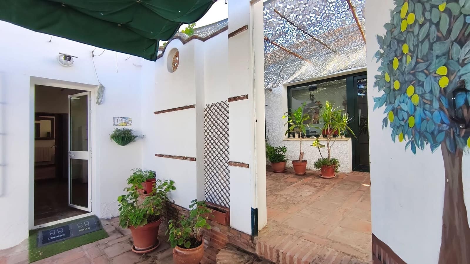 Finca/Landehus til salg i Malaga by med swimmingpool garage - € 1.100.000 (Ref: 10165656)