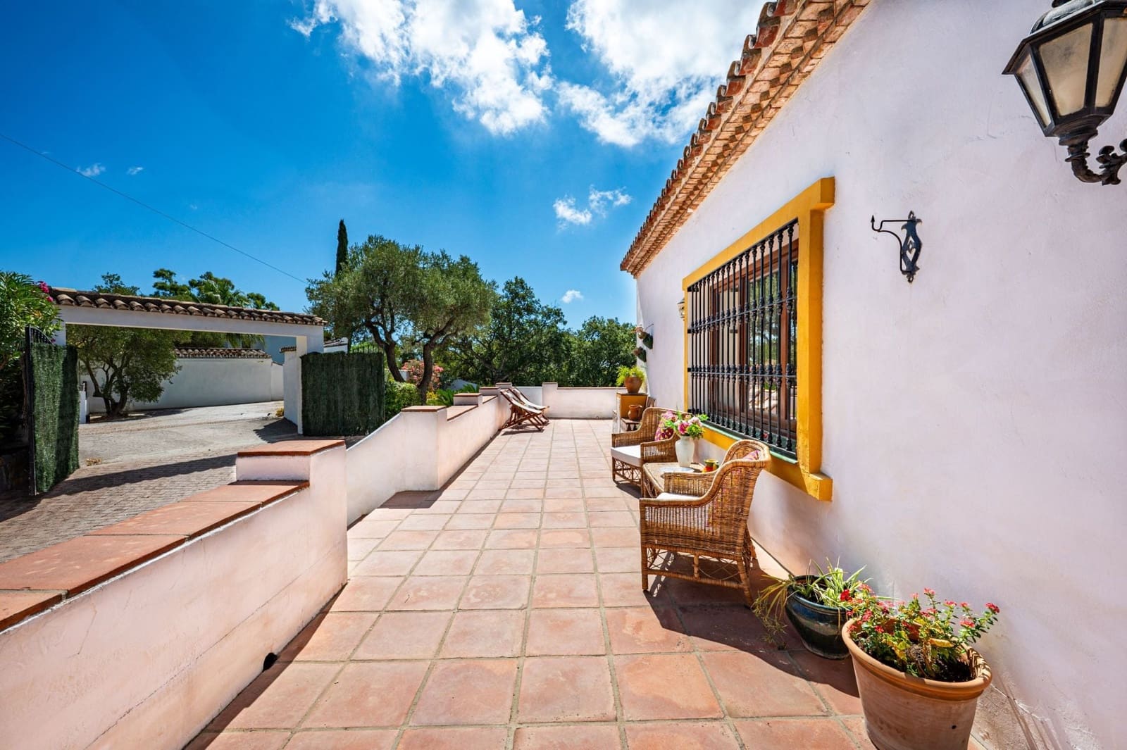 4 soveværelse Finca/Landehus til salg i Casares med swimmingpool garage - € 1.100.000 (Ref: 10168022)