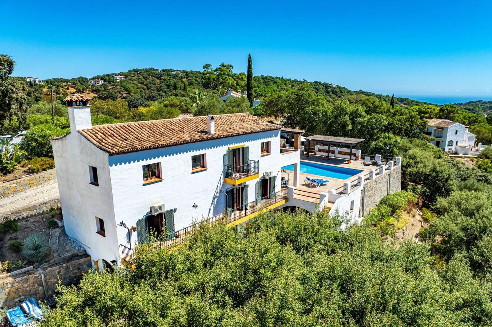 4 soveværelse Finca/Landehus til salg i Casares med swimmingpool garage - € 1.100.000 (Ref: 10168022)