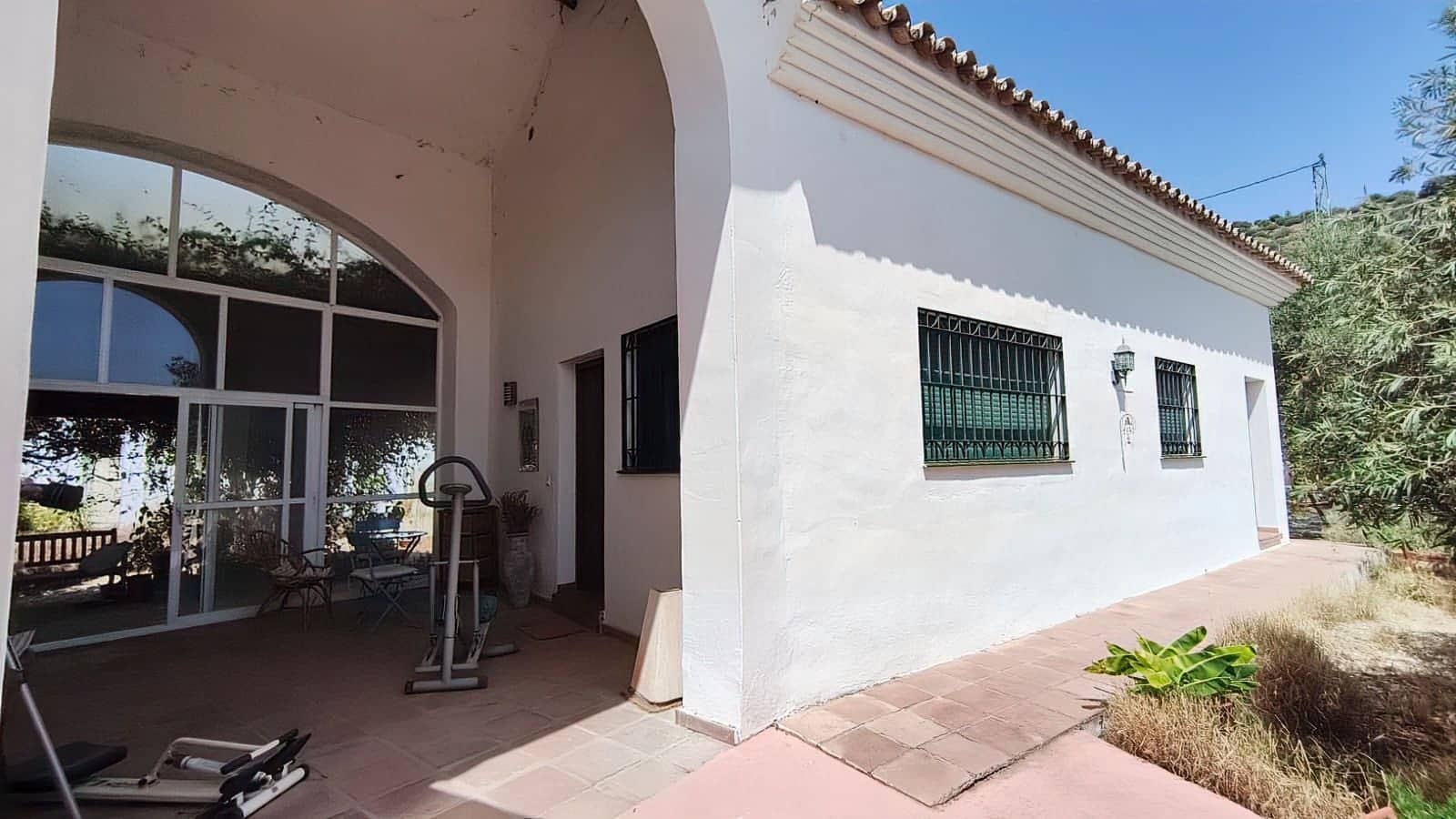 3 soveværelse Finca/Landehus til salg i Monda med swimmingpool garage - € 450.000 (Ref: 10182065)