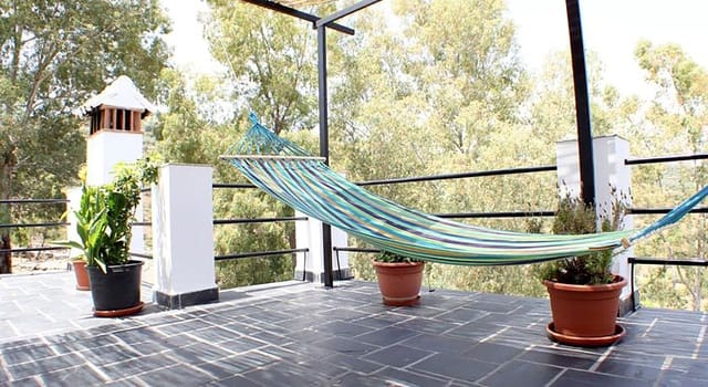 8 soveværelse Finca/Landehus til salg i Guaro med swimmingpool - € 780.000 (Ref: 3452760)