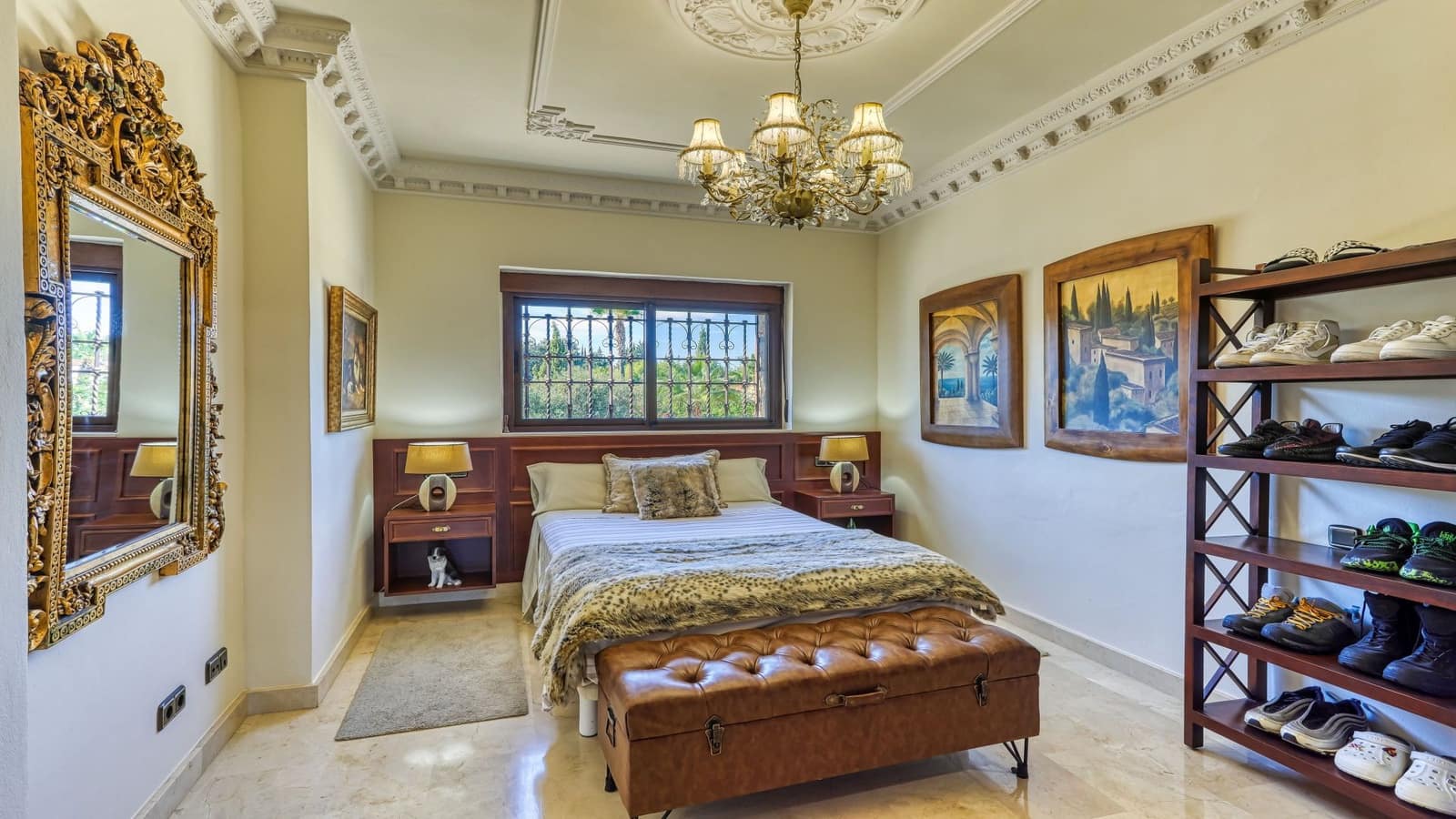 8 soveværelse Finca/Landehus til salg i Alhaurin de la Torre med swimmingpool - € 1.900.000 (Ref: 3452788)