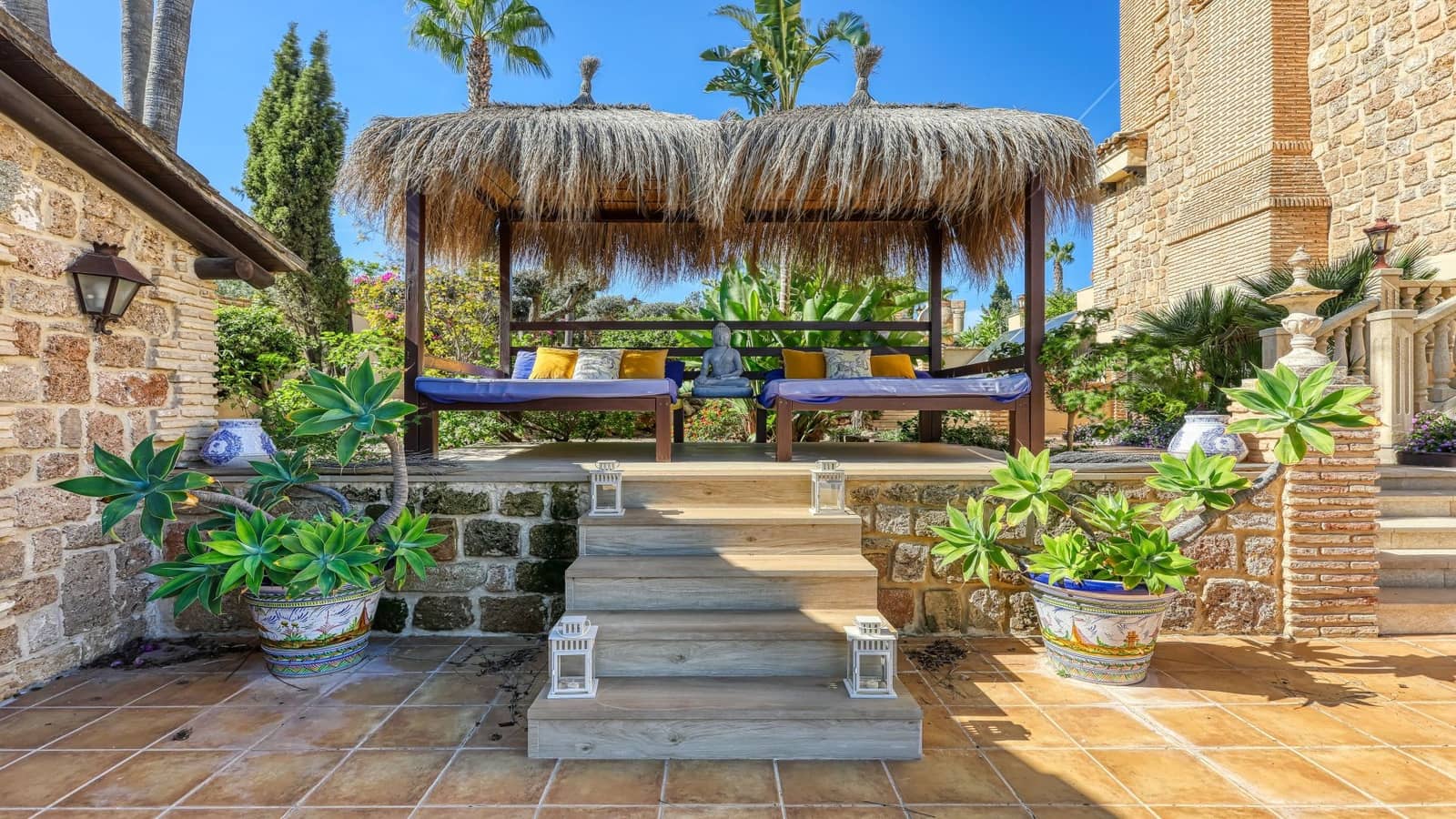 8 soveværelse Finca/Landehus til salg i Alhaurin de la Torre med swimmingpool - € 1.900.000 (Ref: 3452788)