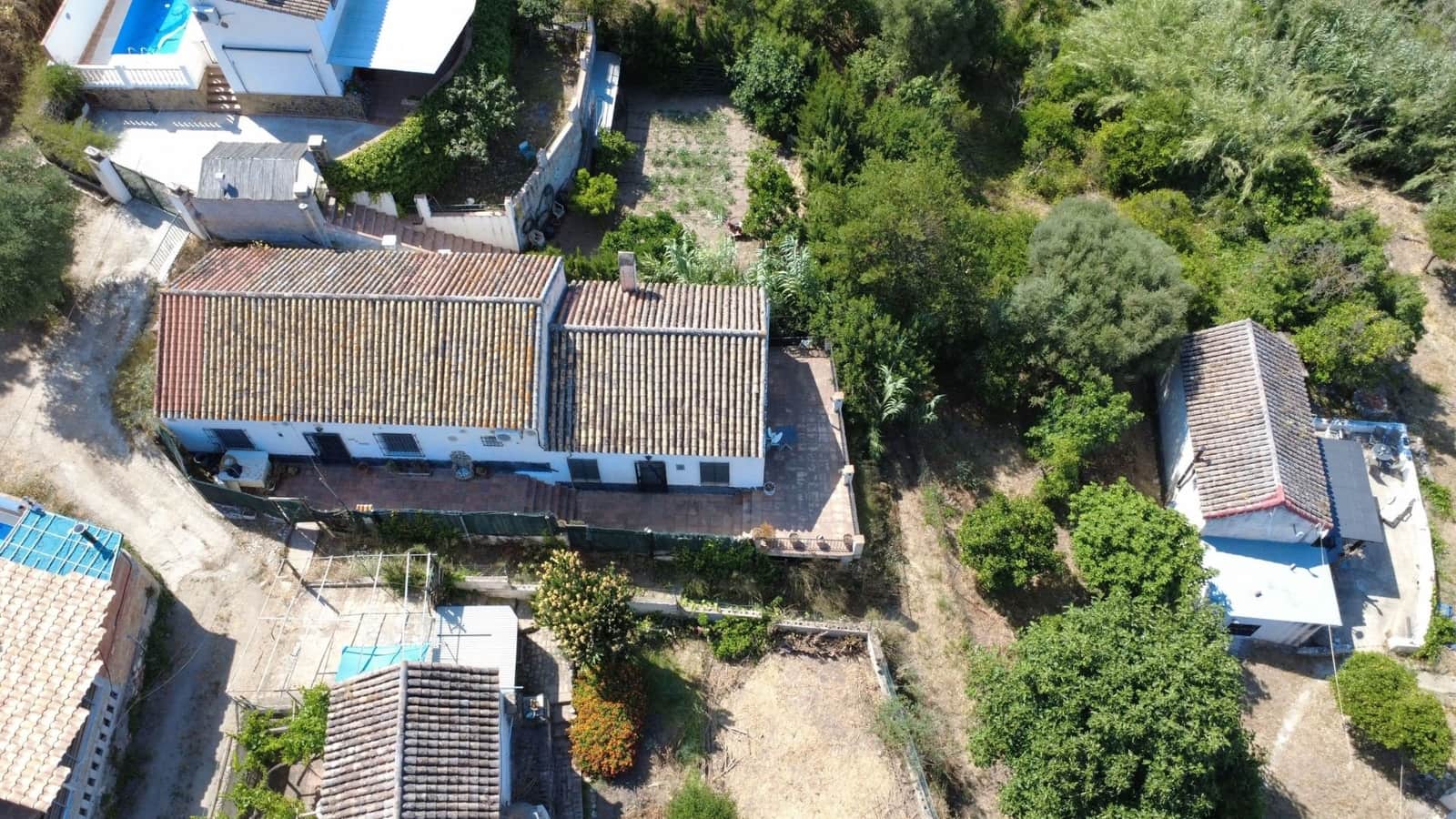 4 soveværelse Finca/Landehus til salg i Pizarra - € 130.000 (Ref: 3453008)