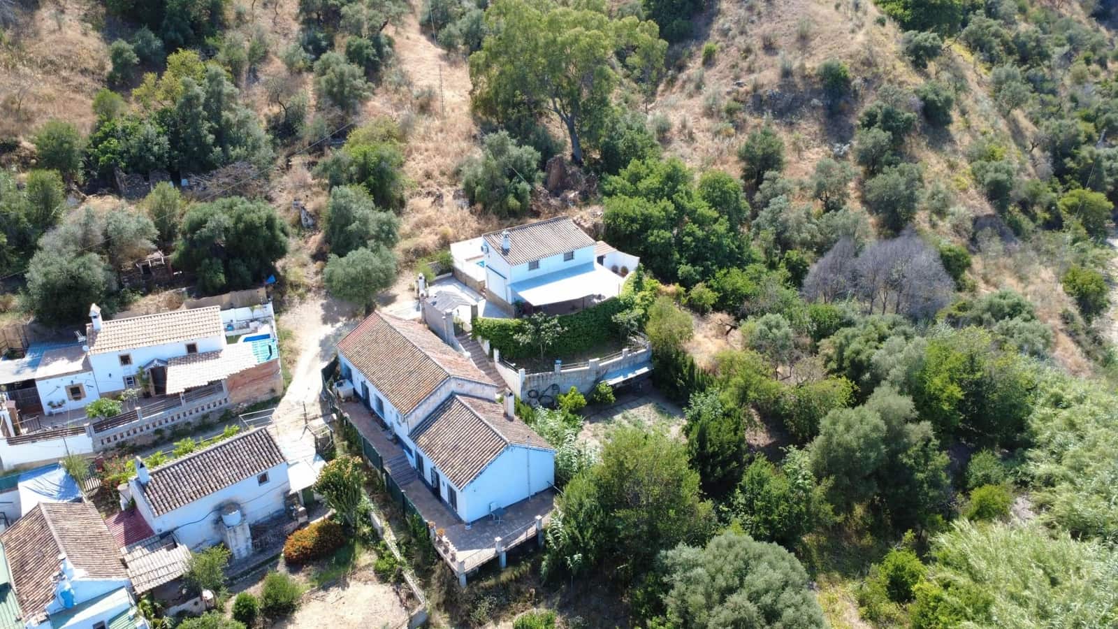 4 soveværelse Finca/Landehus til salg i Pizarra - € 130.000 (Ref: 3453008)