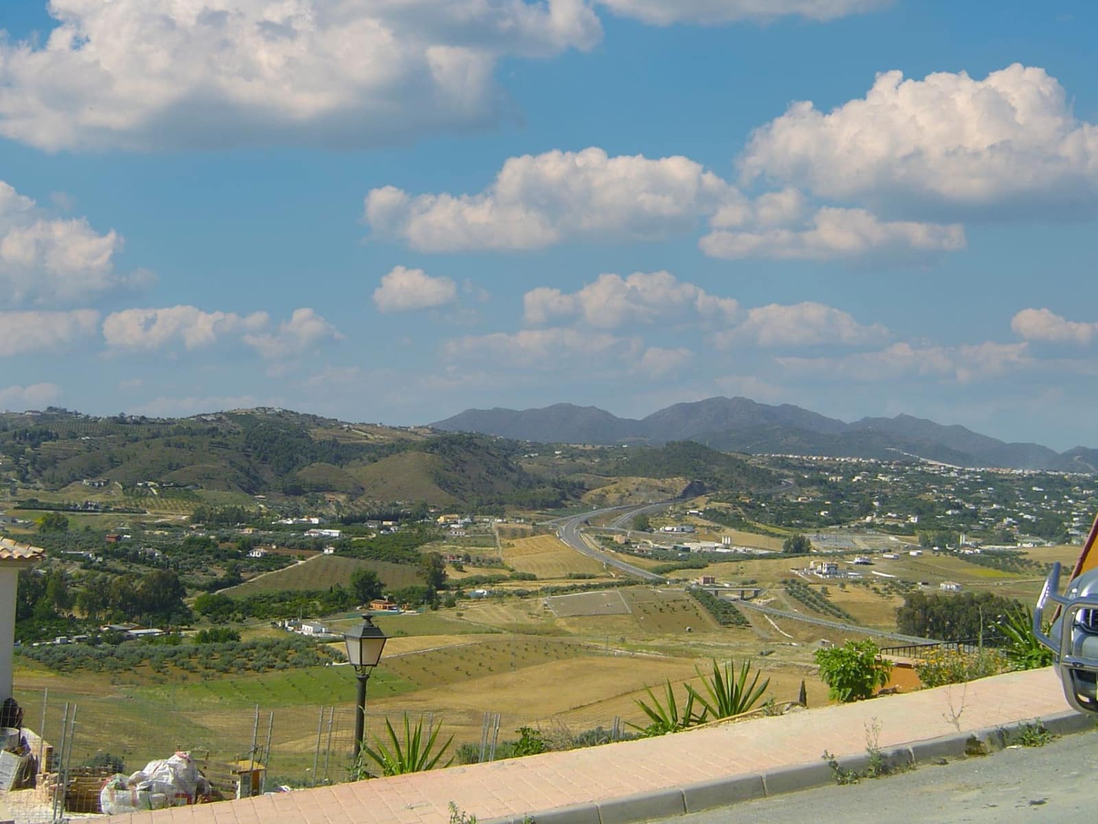 Grunde uden byggetilladelser til salg i Coin - € 125.000 (Ref: 3740142)