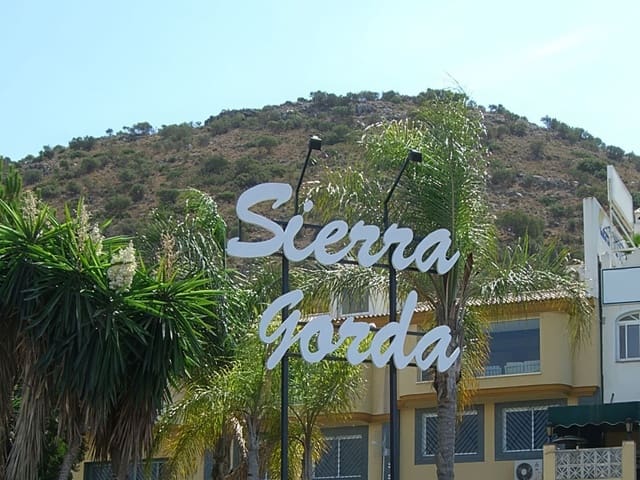 Grunde uden byggetilladelser til salg i Coín - € 125.000 (Ref: 3740142)