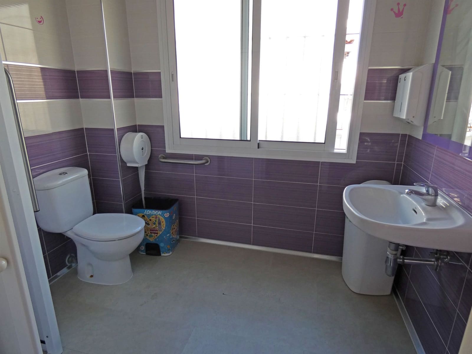 Commercial for rent in Alhaurin el Grande - € 1,500 (Ref: 4856515)