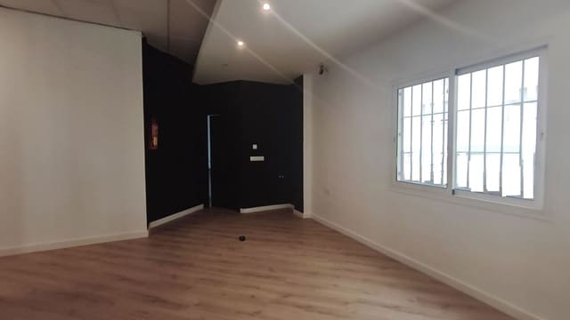 Commercial for rent in Alhaurín el Grande - € 1,000 (Ref: 4856515)