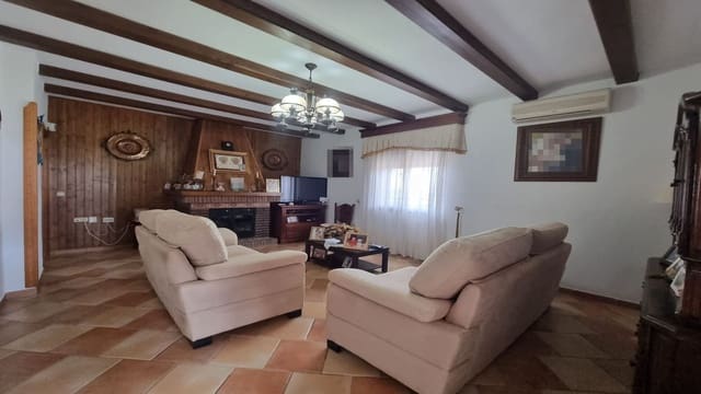 4 soverom Villa til salgs i Alhaurín el Grande med svømmebasseng garasje - € 629 000 (Ref: 5047464)