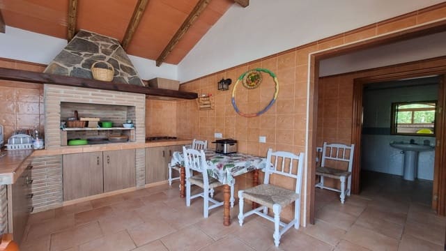 4 soverom Villa til salgs i Alhaurín el Grande med svømmebasseng garasje - € 629 000 (Ref: 5047464)