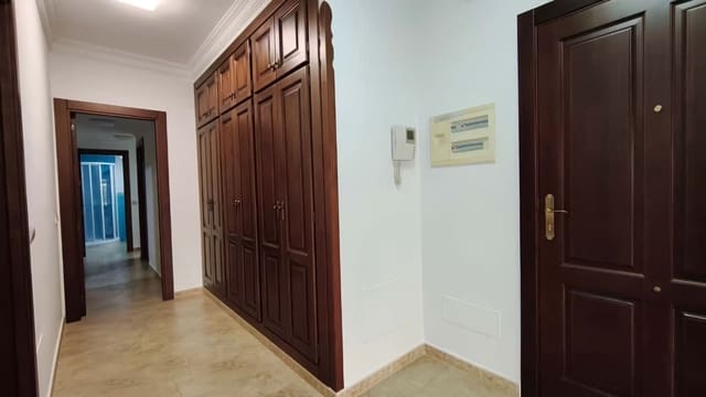 3 bedroom Apartment for rent in Alhaurín el Grande - € 1,000 (Ref: 5407721)