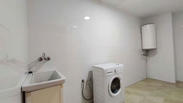 3 bedroom Apartment for rent in Alhaurín el Grande - € 1,000 (Ref: 5407721)