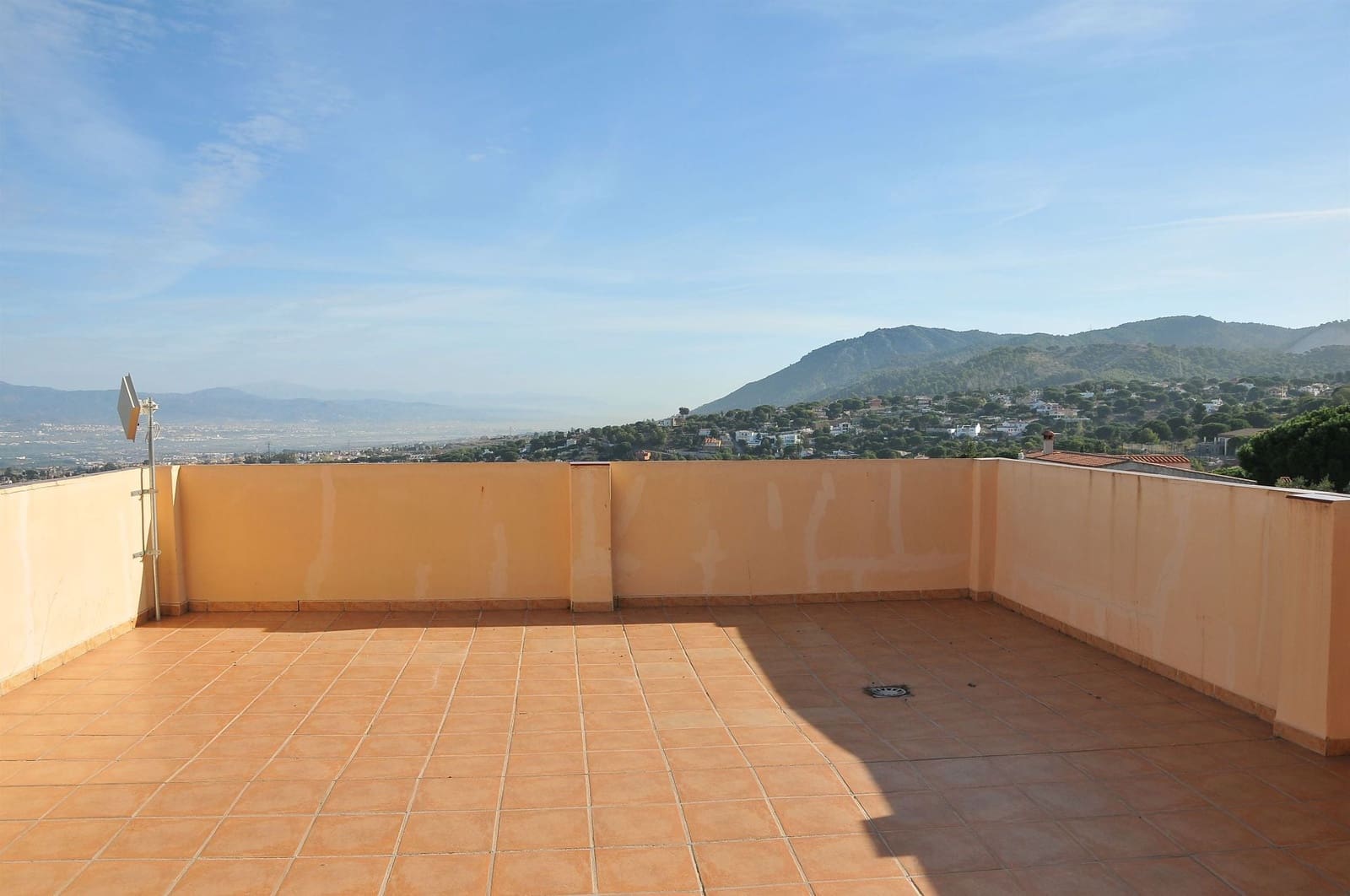 4 Zimmer Finca/Landgut zu vermieten in Alhaurin de la Torre mit Pool - 1.650 € (Ref: 5407722)