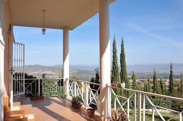 4 Zimmer Finca/Landgut zu vermieten in Alhaurín de la Torre mit Pool - 1.650 € (Ref: 5407722)