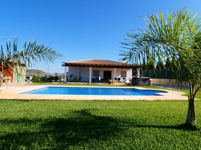 3 bedroom Finca/Country House for rent in Alhaurín el Grande - € 2,100 (Ref: 6327530)